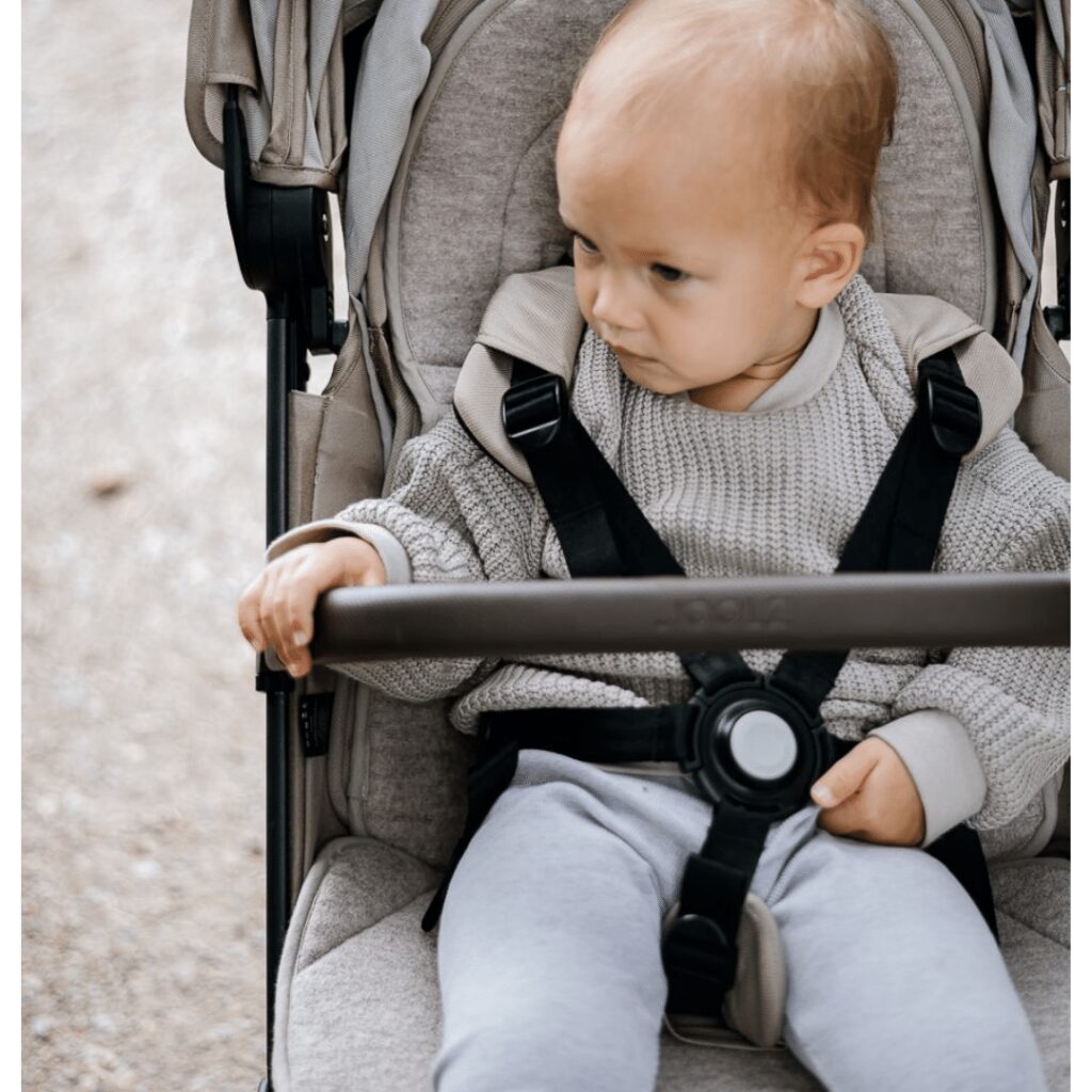 Stroller insert made of merino wool